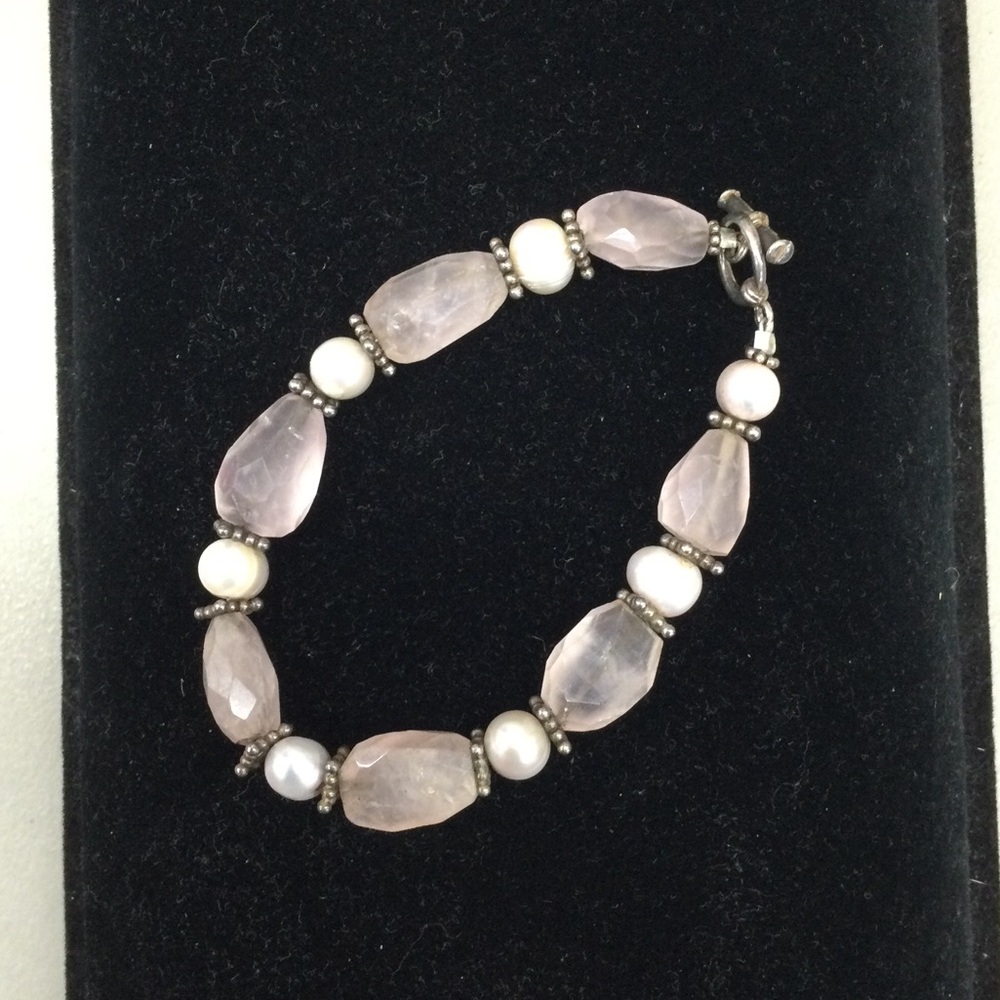 Pink Beaded Bracelet with Pearls